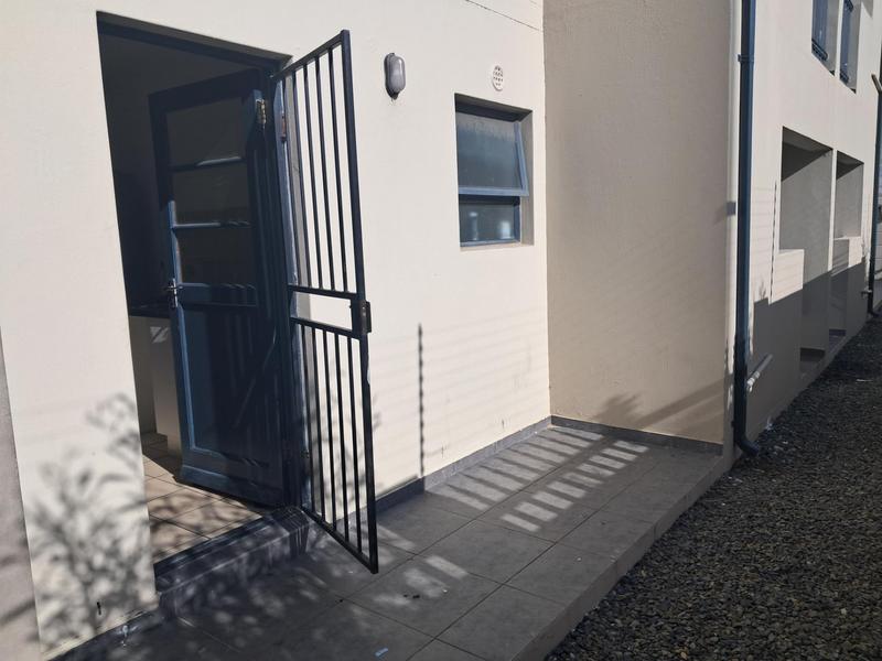 2 Bedroom Property for Sale in Parklands Western Cape